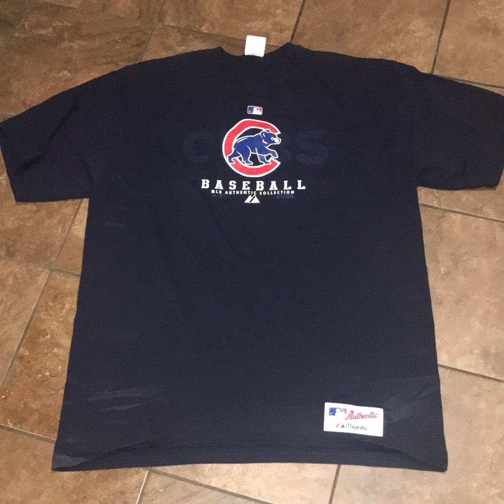 Men’s Chicago Cubs Tee